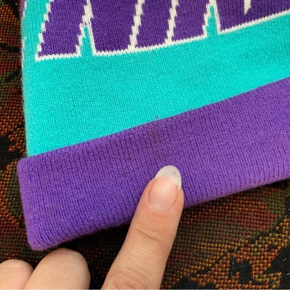 Nike | Vintage Neon Toque - Picture 5 of 8